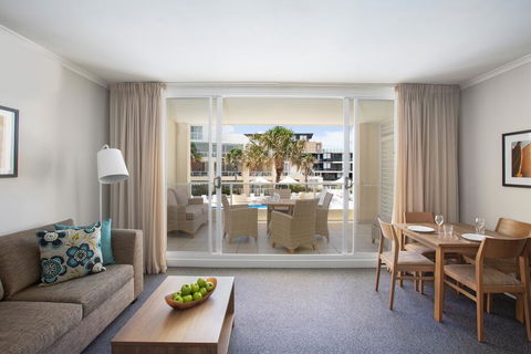 Mantra Ettalong Beach - Accommodation Broadbeach 1