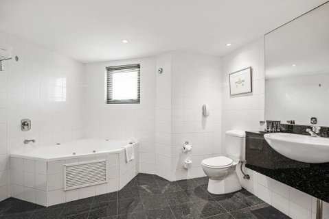 Mantra Parramatta - Accommodation Broadbeach 3