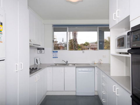 Marine Drive, Cirrus, Unit 6, 44 - Accommodation Broadbeach 3