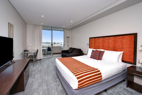 Mercure Centro Port Macquarie - Accommodation Broadbeach 3
