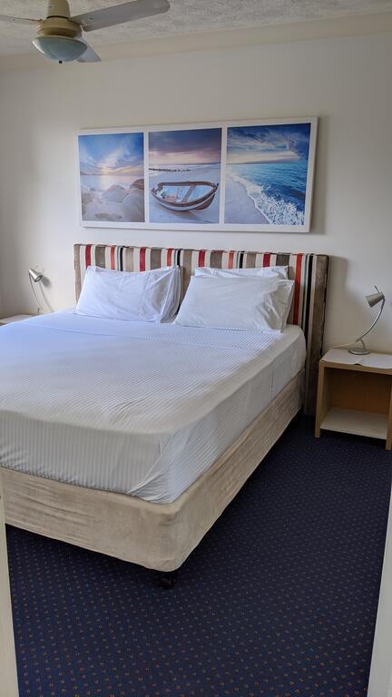 Mermaid Beach Apartment - Accommodation Broadbeach 0