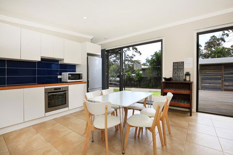 Mikora, Callala Bay - Accommodation Broadbeach 0