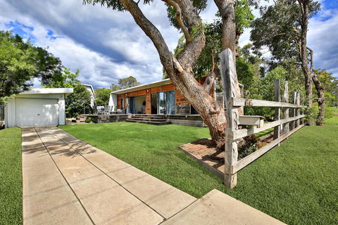 Mikora, Callala Bay - Accommodation Broadbeach 2