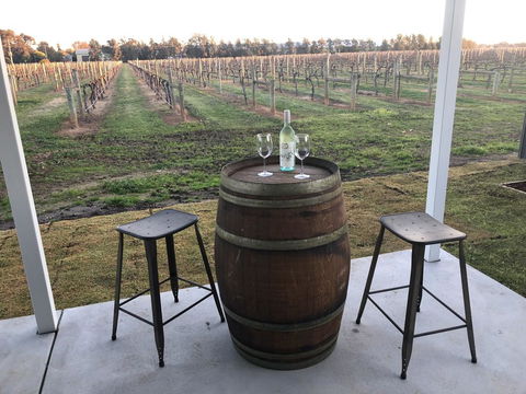 Milawa Vineyard Views - Guesthouse 1 - Accommodation Broadbeach 0