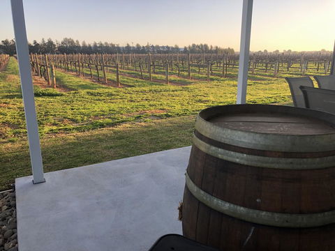 Milawa Vineyard Views - Guesthouse 1 - Accommodation Broadbeach 2