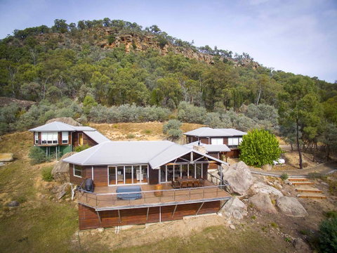 Milbrodale Lodge - Accommodation Broadbeach 2