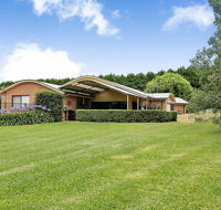 Misty Creek of Robertson - proximity and privacy - Accommodation Broadbeach