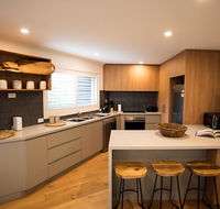 MONREPOS - Accommodation Broadbeach