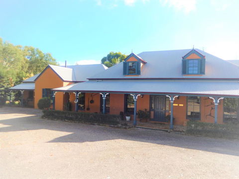 Montville Boutique BnB - Accommodation Broadbeach 0