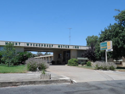 Mount Wycheproof Motor Inn - Accommodation Broadbeach 0