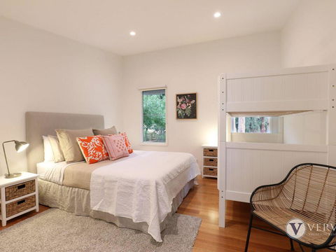 Myers Road Retreat Plus Guest House - Accommodation Broadbeach 2
