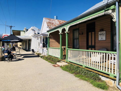 Ned Kellys Marlo Cottage - In The Best Beechworth Location - Accommodation Broadbeach 1