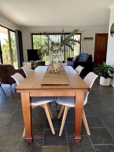 Nepean View - Accommodation Broadbeach 3