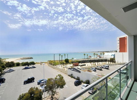 Nautica Residences Mandurah - Accommodation Broadbeach 3