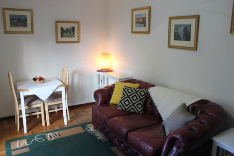 Jacaranda Hideaway Bed & Breakfast - Accommodation Broadbeach 6