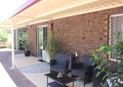 Jacaranda Hideaway Bed & Breakfast - Accommodation Broadbeach 12