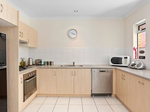 Cooper Street - Accommodation Broadbeach 26
