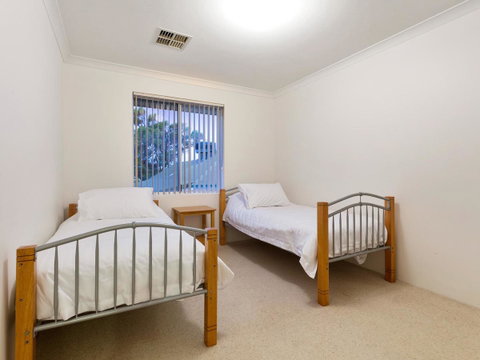 Cooper Street - Accommodation Broadbeach 19