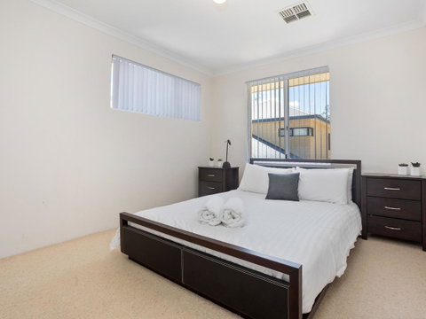 Cooper Street - Accommodation Broadbeach 18