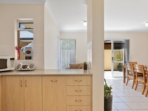 Cooper Street - Accommodation Broadbeach 32
