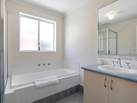 Cooper Street - Accommodation Broadbeach 20
