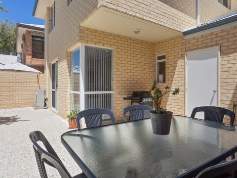 Cooper Street - Accommodation Broadbeach 38