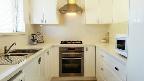 Island View Villas - Accommodation Broadbeach 2