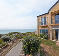 Caravel Beach House Mandurah - Accommodation Broadbeach