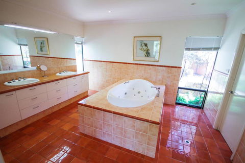 Arum - Close To The Margaret River - Accommodation Broadbeach 25
