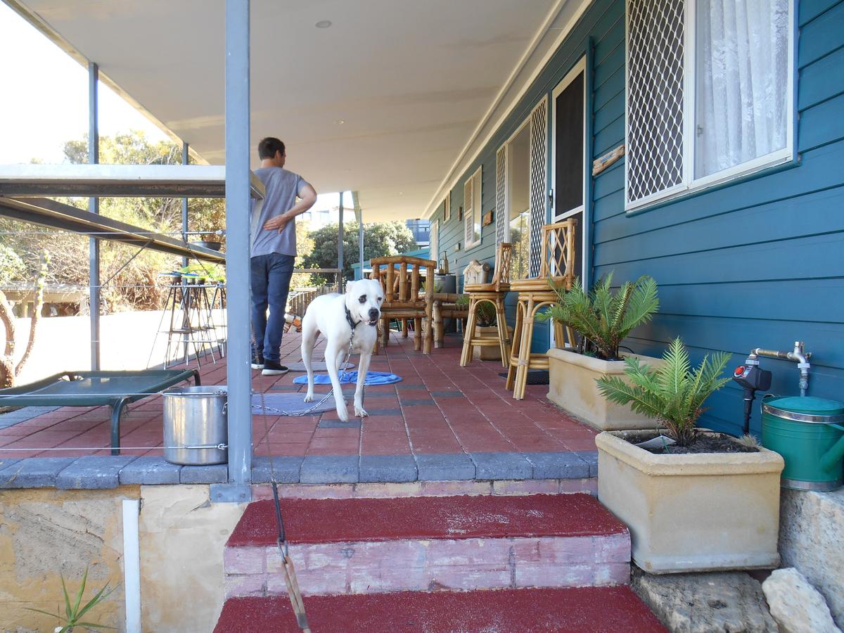 Guilderton WA Accommodation Broadbeach