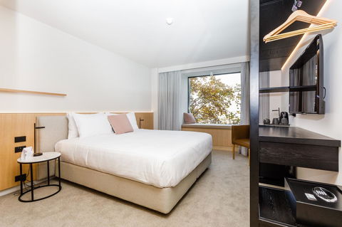 Quay Perth - Accommodation Broadbeach 24
