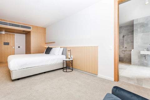 Quay Perth - Accommodation Broadbeach 8