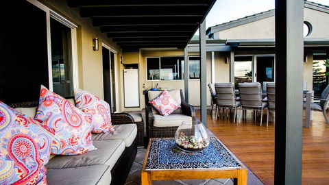 Mullaloo B & B - Accommodation Broadbeach 0