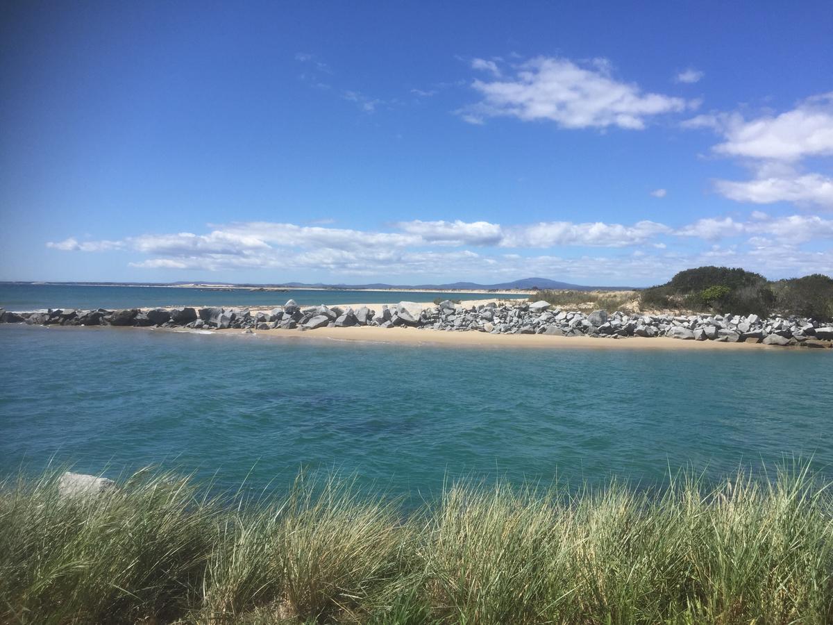 Bridport TAS Accommodation Broadbeach