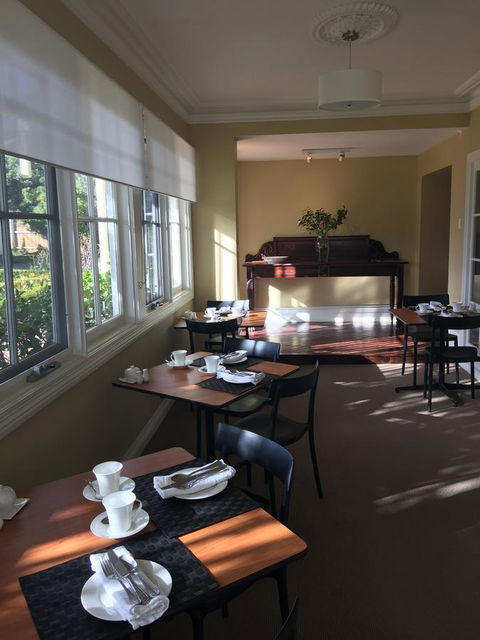 Clydesdale Manor - Accommodation Broadbeach 7