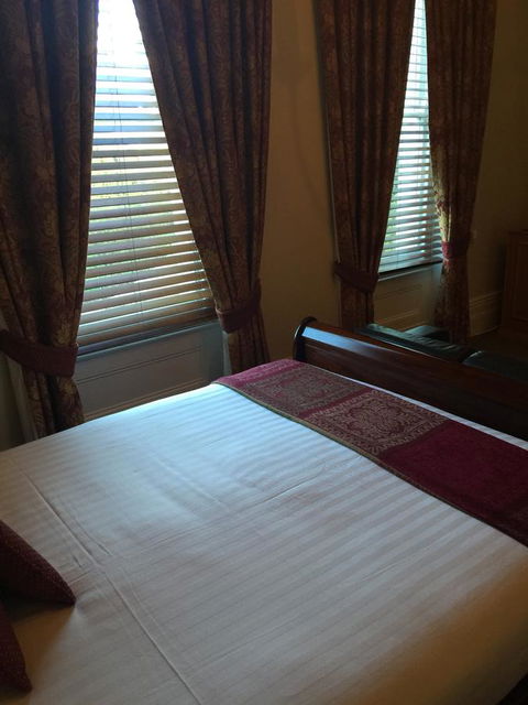 Clydesdale Manor - Accommodation Broadbeach 10