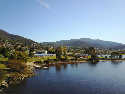 Riverfront Motel & Villas - Accommodation Broadbeach 29