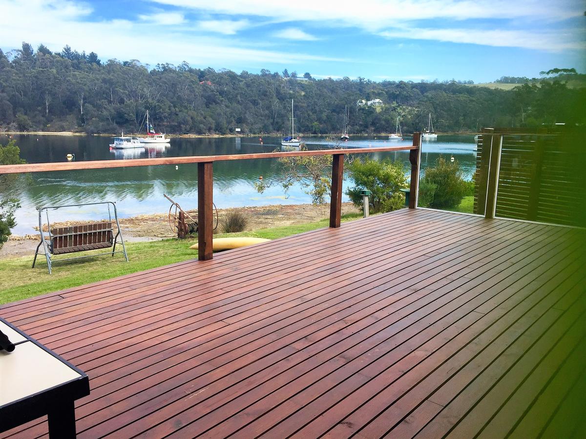 Barnes Bay TAS Accommodation Broadbeach