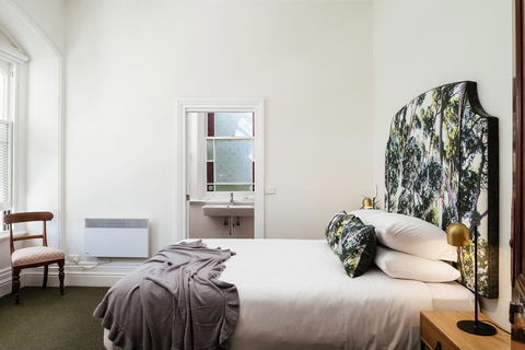 The Florance - Accommodation Broadbeach 25