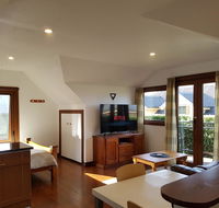 Riverside StudioPrivate - Accommodation Broadbeach