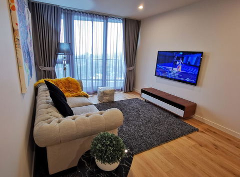 NEW 2 Rooms 2 Baths Apartment In Glen Waverley - Accommodation Broadbeach 2
