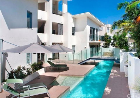 NEW Sunshine Beach Family Escape 3 Bedroom With Free Wifi And Parking - Accommodation Broadbeach 1