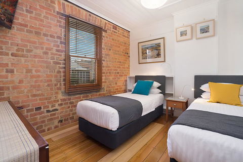 Newcastle Short Stay Apartments - 9 Alfred Street - Accommodation Broadbeach 1
