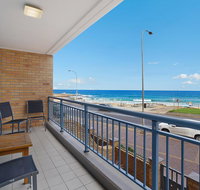 Newcastle Short Stay Apartments - Sandbar Newcastle Beach - Accommodation Broadbeach