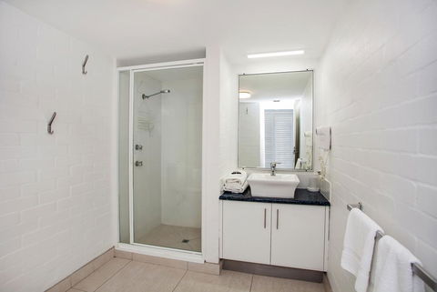 Noosa International Resort - Accommodation Broadbeach 1