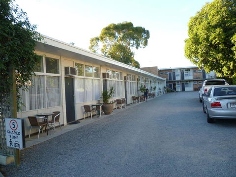 Norfolk Motor Inn - Accommodation Broadbeach 3