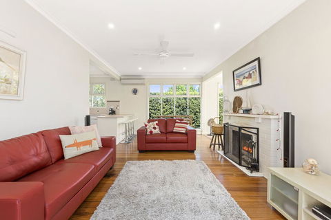 North Haven Lovely Coastal Beach House, Private Garden, Walk To Beach And Village - Accommodation Broadbeach 3