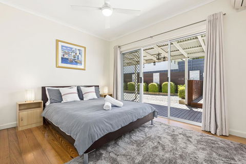 North Haven Lovely Coastal Beach House, Private Garden, Walk To Beach And Village - Accommodation Broadbeach 1