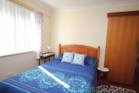 NORTH HAVEN SEA BREEZE - 9 David Campbell St , North Haven - Accommodation Broadbeach 1