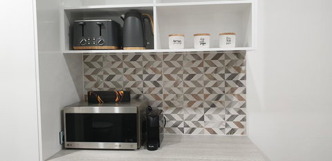 Ocean View Resort Apartment - Accommodation Broadbeach 2